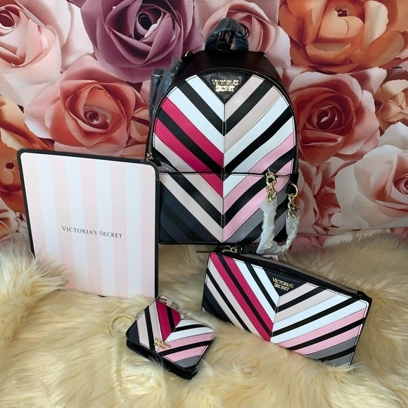 Victoria’s Secret Mini Chevron Stripe Backpack, Wallet & Keychain Set - Picture 5 of 14